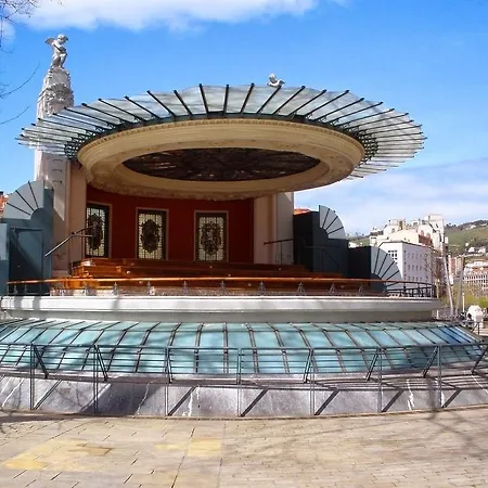 Sercotel Arenal Szálloda 3*