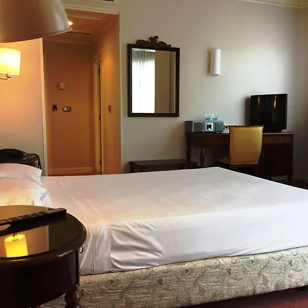 Sercotel Arenal Hotel