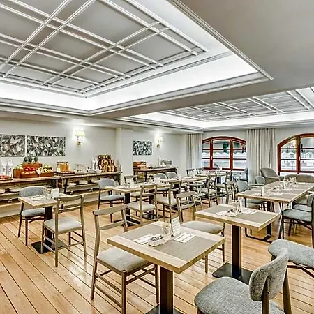 Hotel Sercotel Arenal