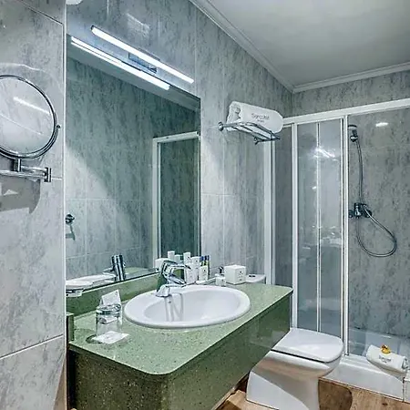 Sercotel Arenal Hotel