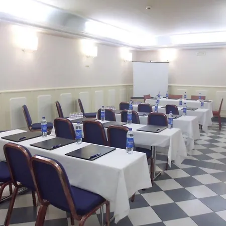 Sercotel Arenal Готель