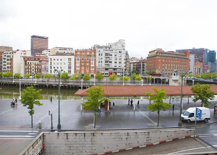 Sercotel Arenal Бильбао