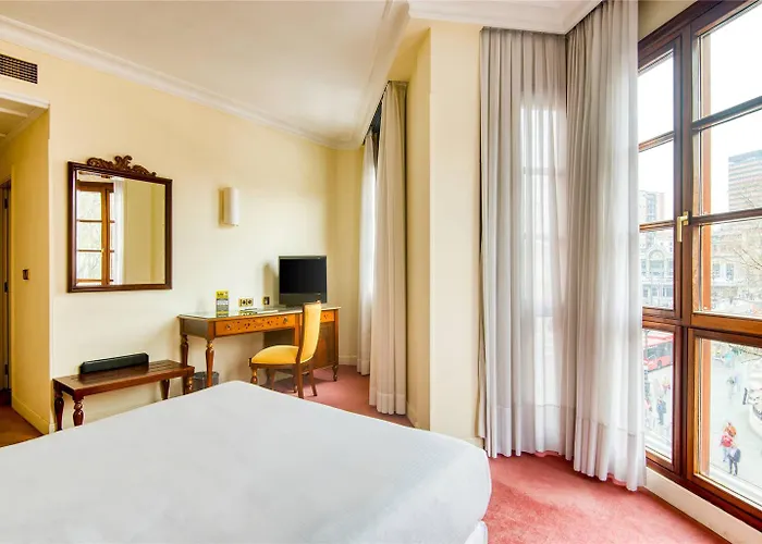 Отель Sercotel Arenal