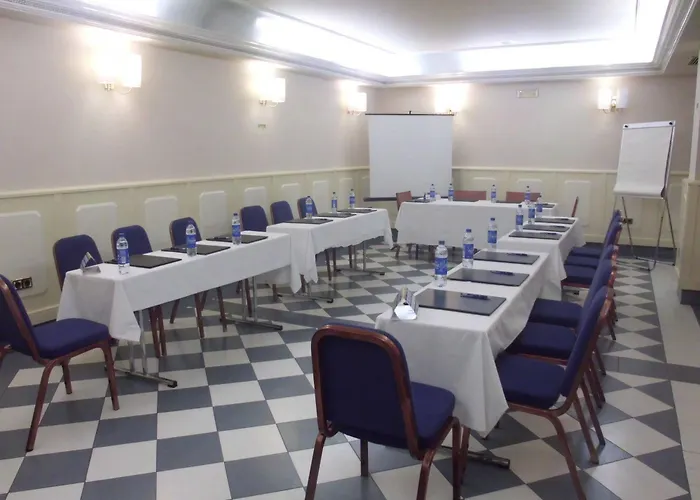 Отель Sercotel Arenal Бильбао