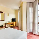 Hotel Sercotel Arenal