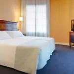 Hotel Sercotel Arenal 3*