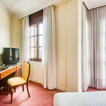 Sercotel Arenal Hotel